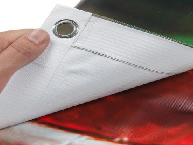 西昌喷绘和刀刮布的工艺区别。